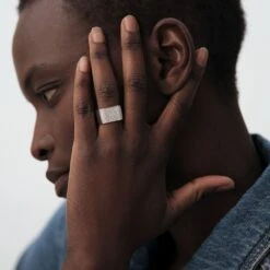 Bague Large SISSI 6 Bague Large SISSI -Agatha Boutique 02220506 136 52 M1