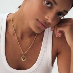 Pendentif MÉDAILLE CŒUR 13 Pendentif MÉDAILLE CŒUR -Agatha Boutique 02880068 157 TU M1