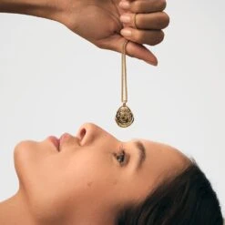 Pendentif VIERGE ZODIAQUE 6 Pendentif VIERGE ZODIAQUE -Agatha Boutique 02880108 157 TU M1