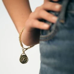 Pendentif SCORPION ZODIAQUE 6 Pendentif SCORPION ZODIAQUE -Agatha Boutique 02880110 157 TU M1